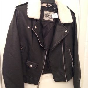 Levi's leather bomber jacket women's